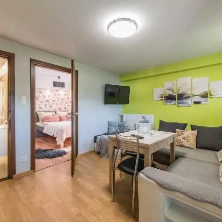 I Nad Sola Apartment *